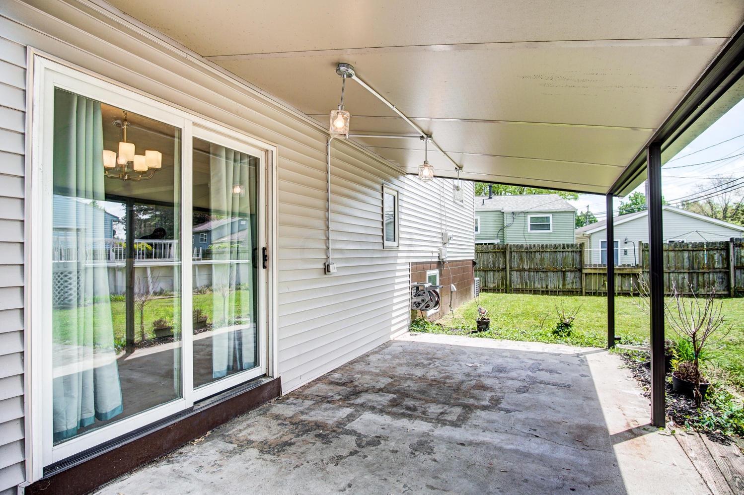 3323 Dunloe Road Columbus, OH 43232 - Photo 15 of 18 Gallery Image 15