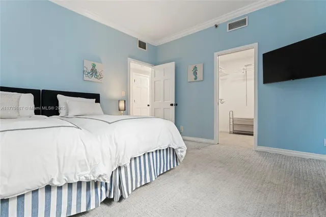 a view of walk in closet