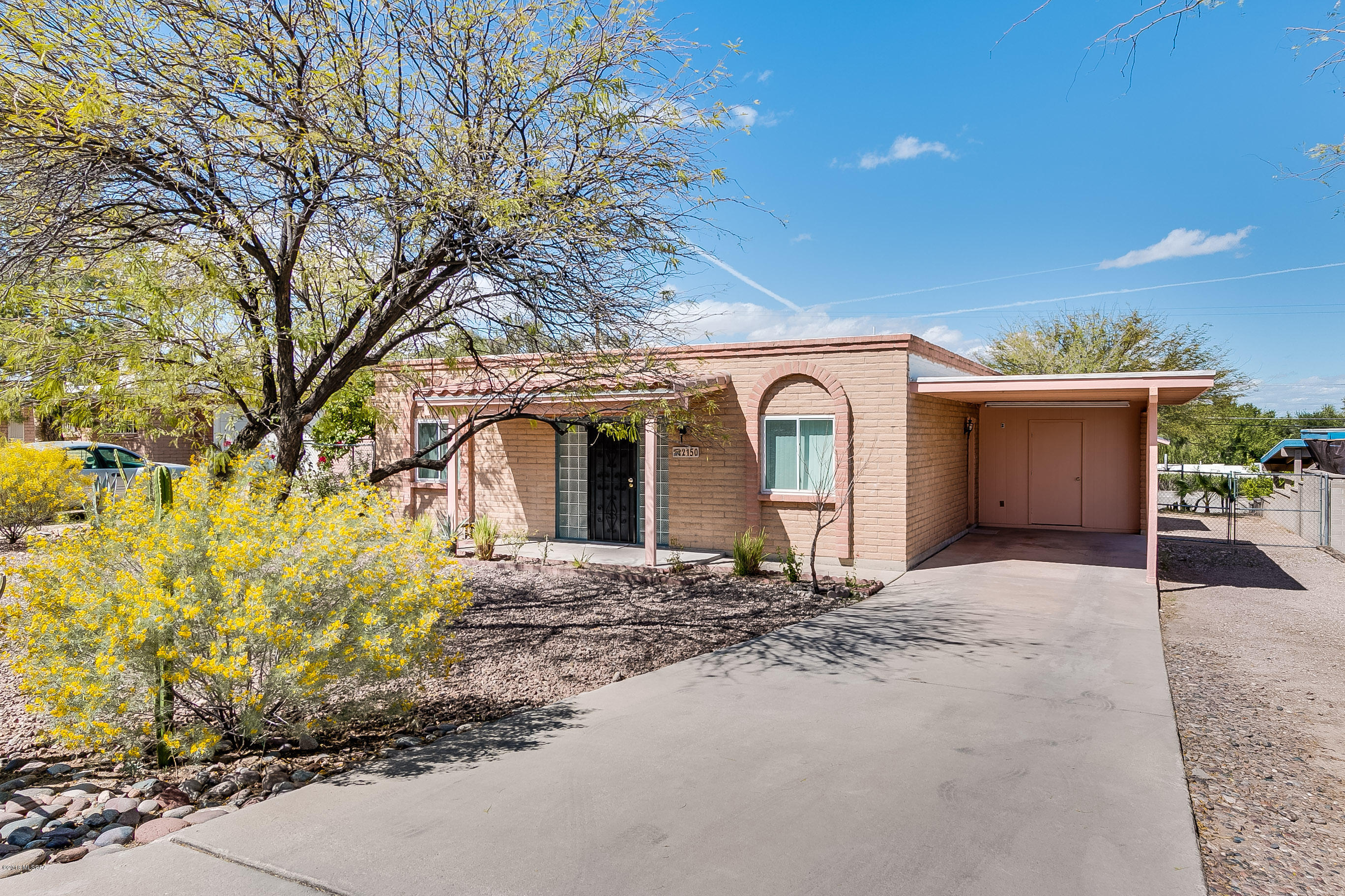 2150 West Rainbow Ridge Road Tucson, AZ 85745 - Photo 4 of 48
