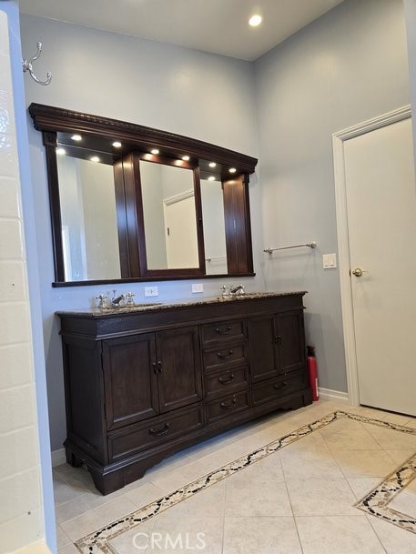 12618 3rd Street, Unit 63 Yucaipa, CA 92399 - Photo 48 of 70 master bath marble counter, dual sinks,