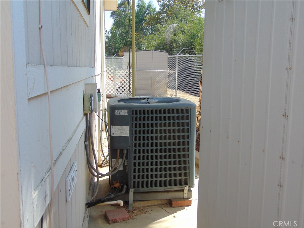 12618 3rd Street, Unit 63 Yucaipa, CA 92399 - Photo 62 of 70 newer A/C in back