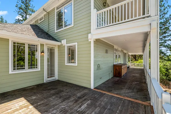 $899,000 | 6060 Keeble Lane, Camino, CA 95709