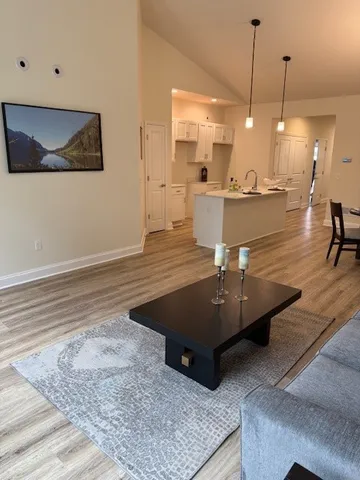 $329,900 | 6211 Blossom Ridge Circle, Ontario, NY 14519