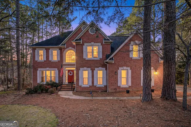 $574,500 | 270 Highview Trace, Fayetteville, GA 30215