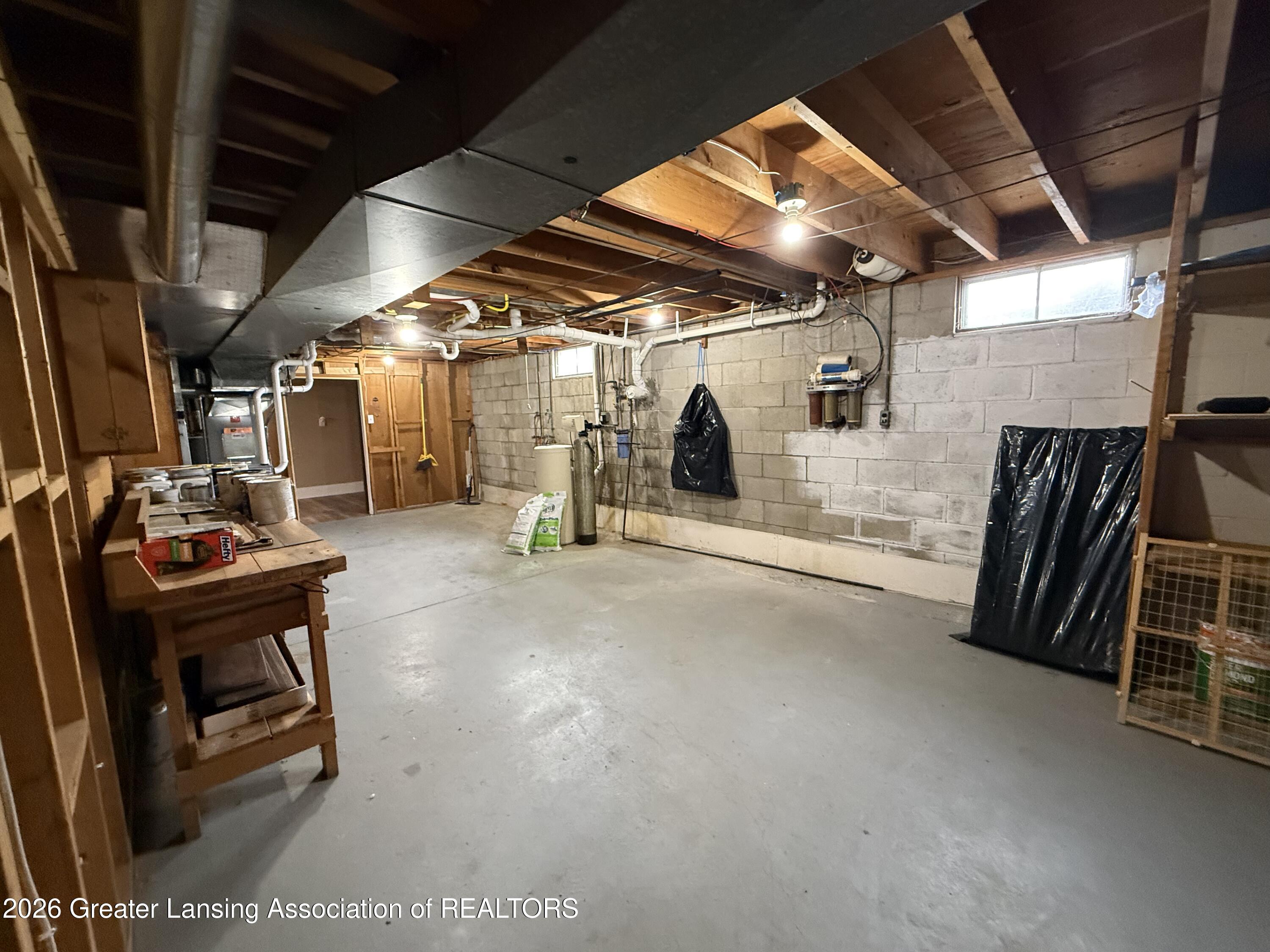 1743 Brookfield Road Charlotte, MI 48813 - Photo 27 of 35 D3EB3011-5F05-4104-AE8B-CE3DBAEC55A1
