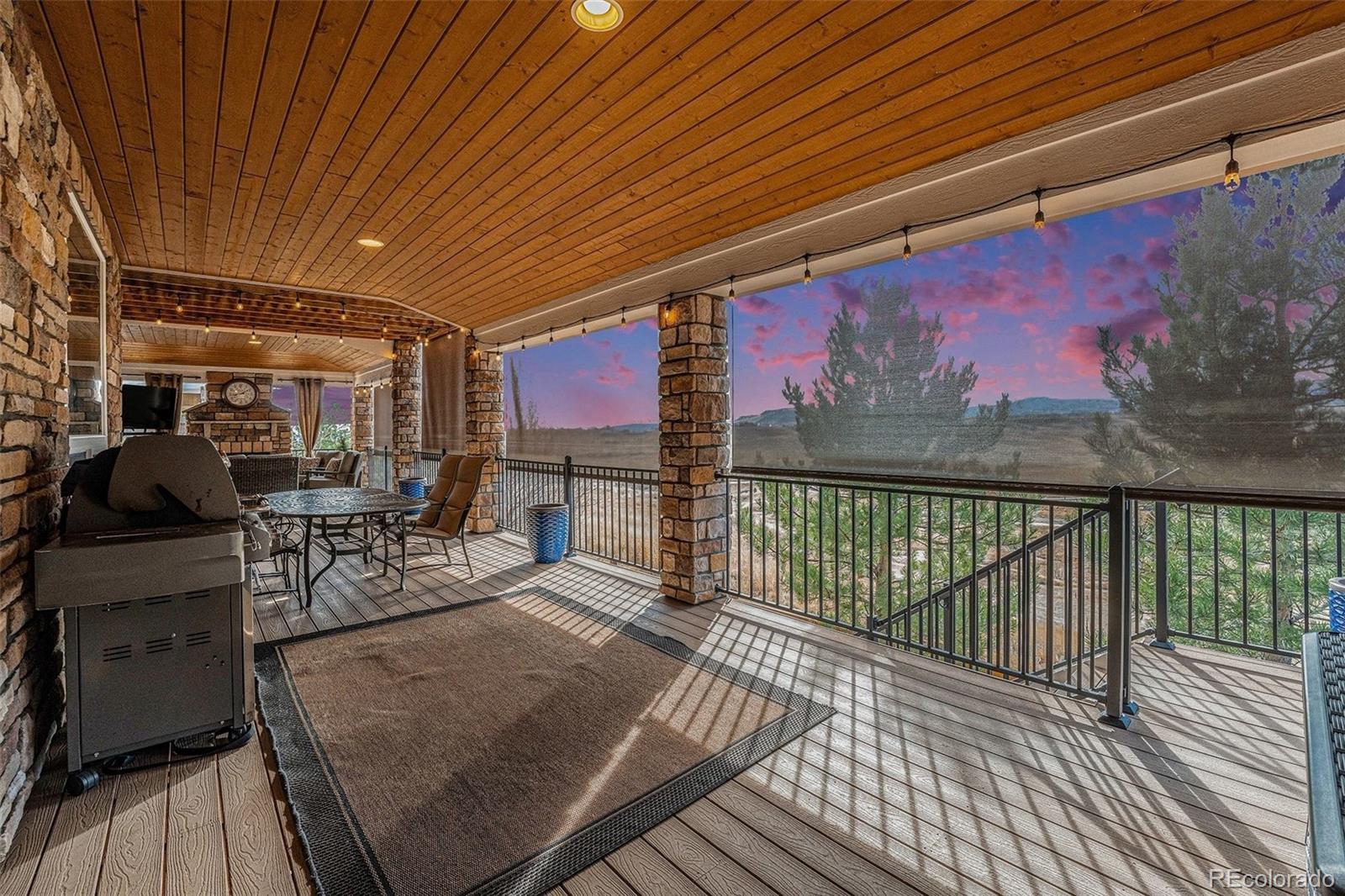 8536 Rogers Loop Arvada, CO 80007 - Photo 9 of 50