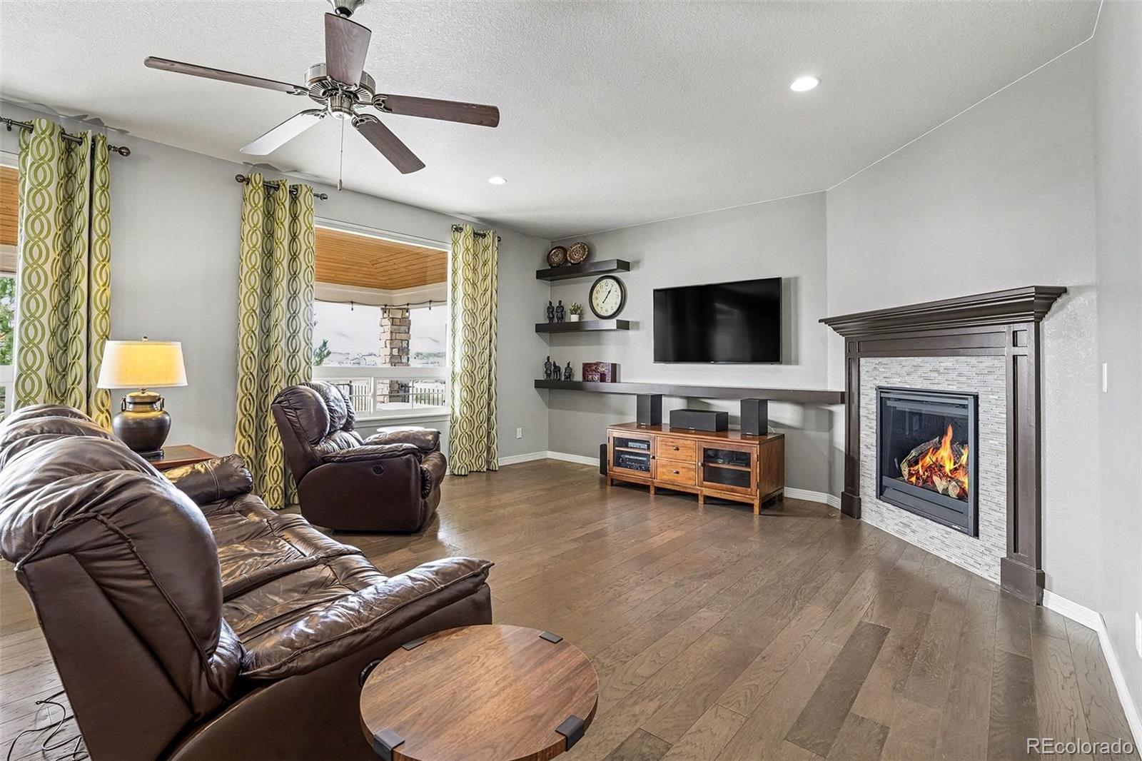 8536 Rogers Loop Arvada, CO 80007 - Photo 10 of 50