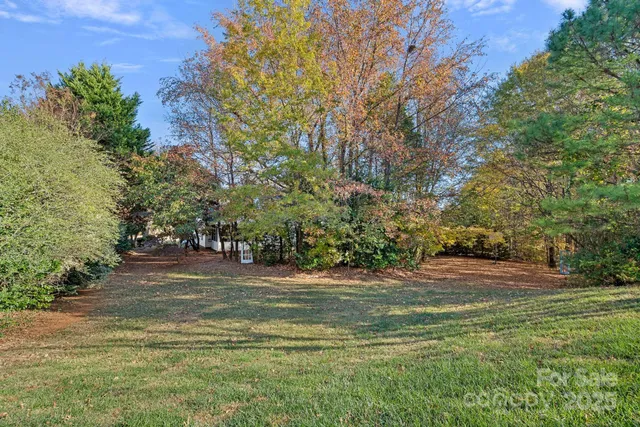 a view of a basketball court