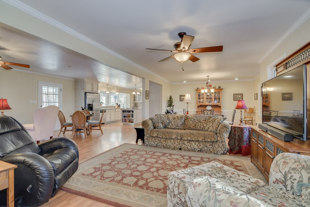 4372 Owens Road Evans, GA 30809 - Photo 10 of 59