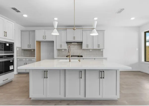 $3,900 | 10919 Spring Wind Drive, Missouri City, TX 77459