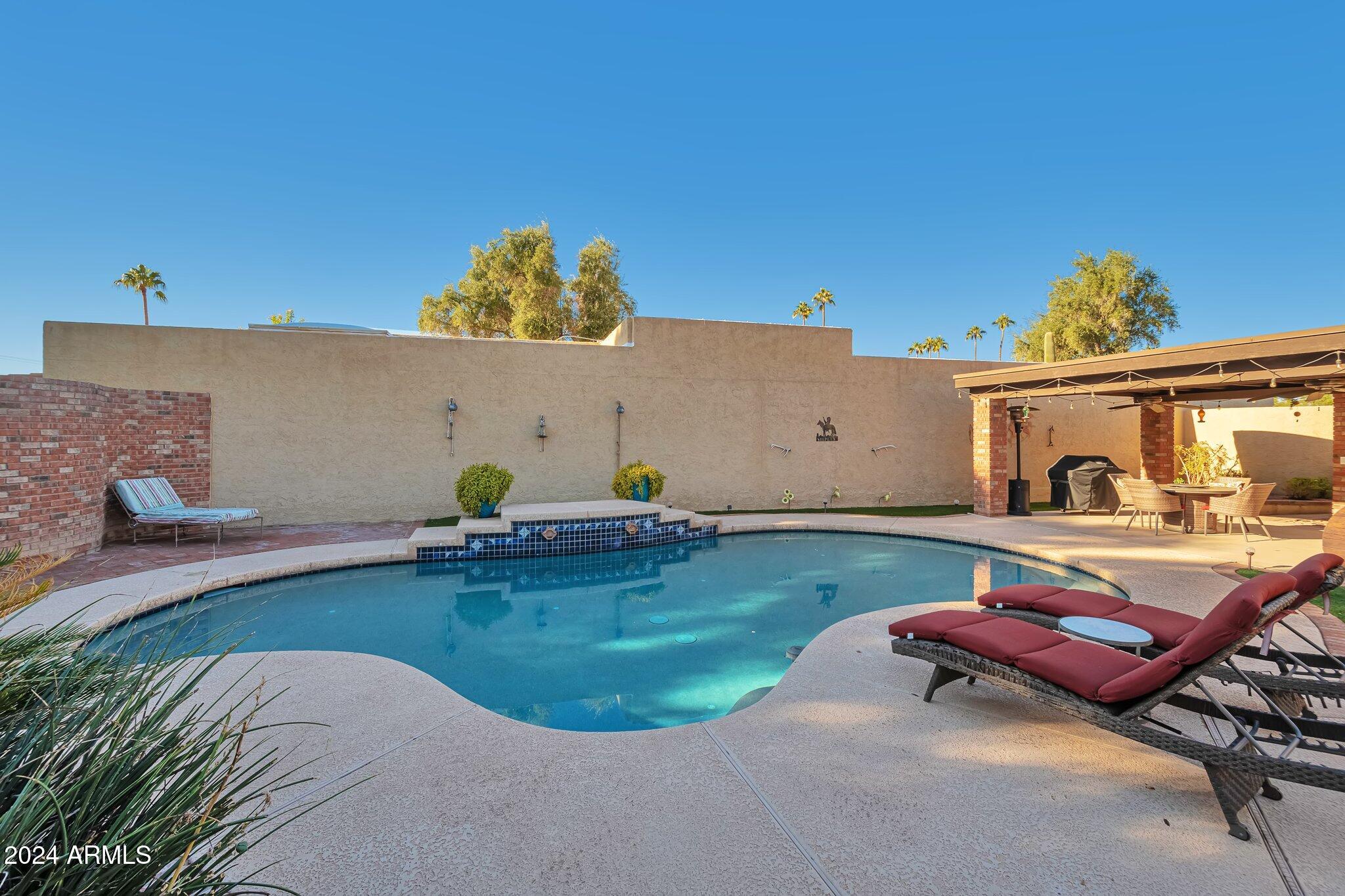 1112 North Cherry Mesa, AZ 85201 - Photo 21 of 25 Sparkling Private Pool