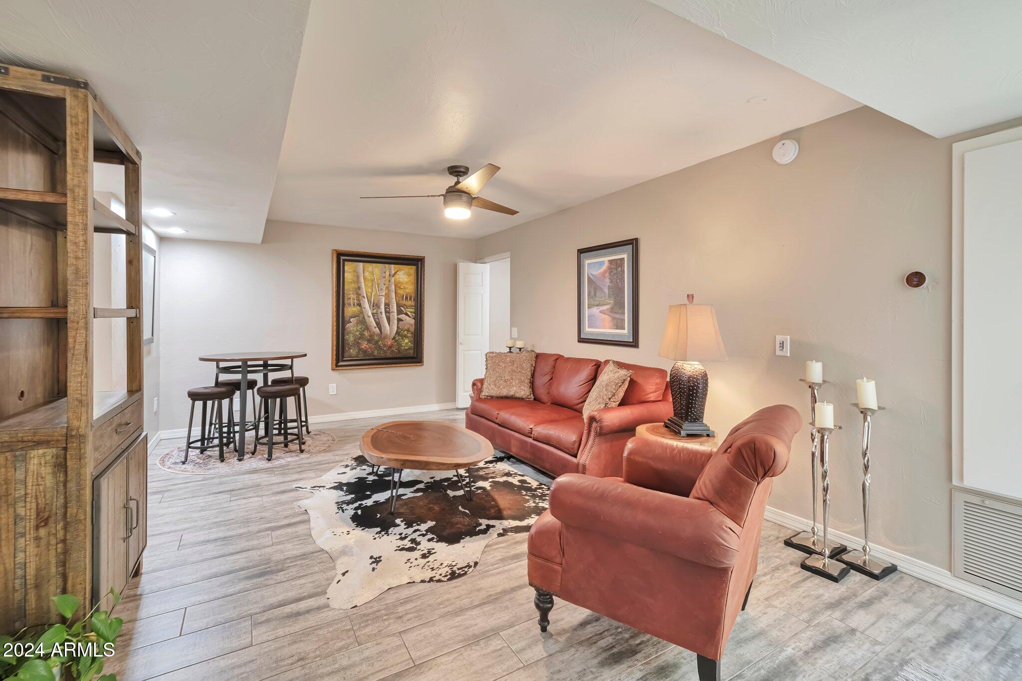1112 North Cherry Mesa, AZ 85201 - Photo 5 of 25 Family Room