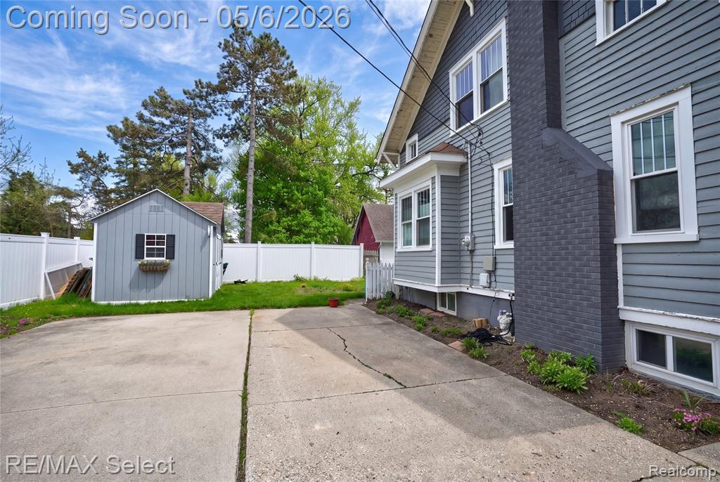 111 West 3rd Street Davison, MI 48423 - Photo 8 of 44