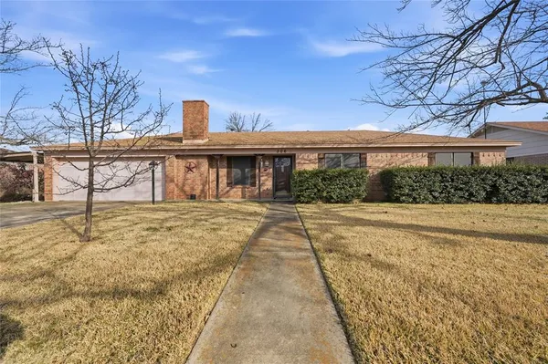 $1,650 | 306 Texoma Drive, Whitesboro, TX 76273