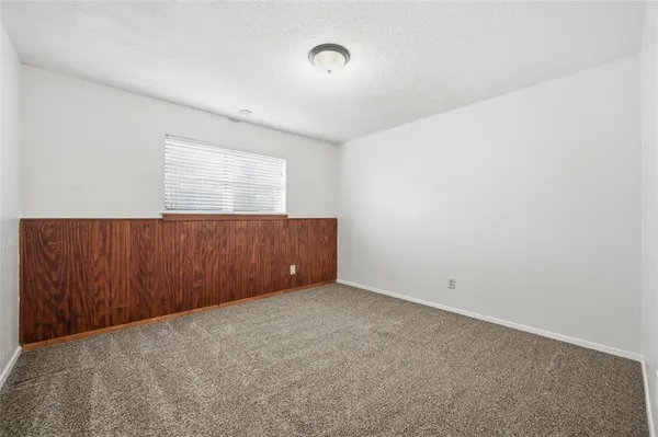 $1,650 | 306 Texoma Drive, Whitesboro, TX 76273