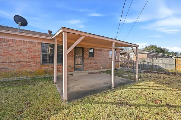 $1,650 | 306 Texoma Drive, Whitesboro, TX 76273