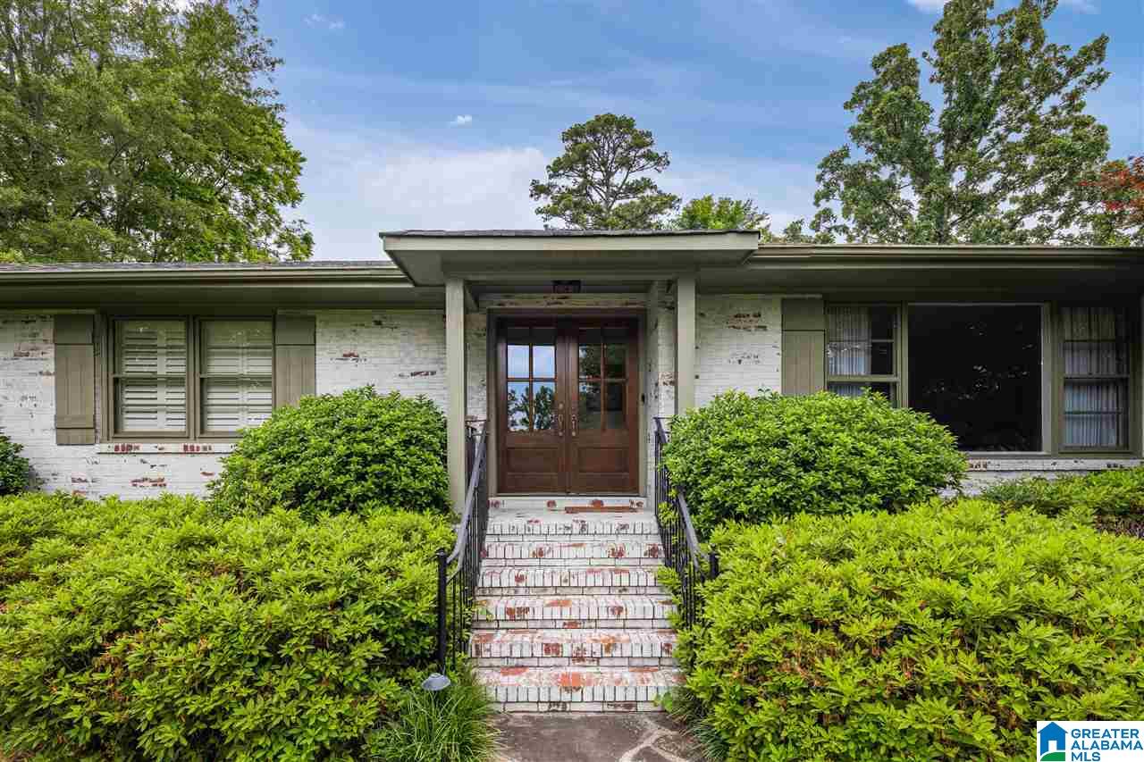 1832 Laurel Road Birmingham, AL 35216 - Photo 4 of 49