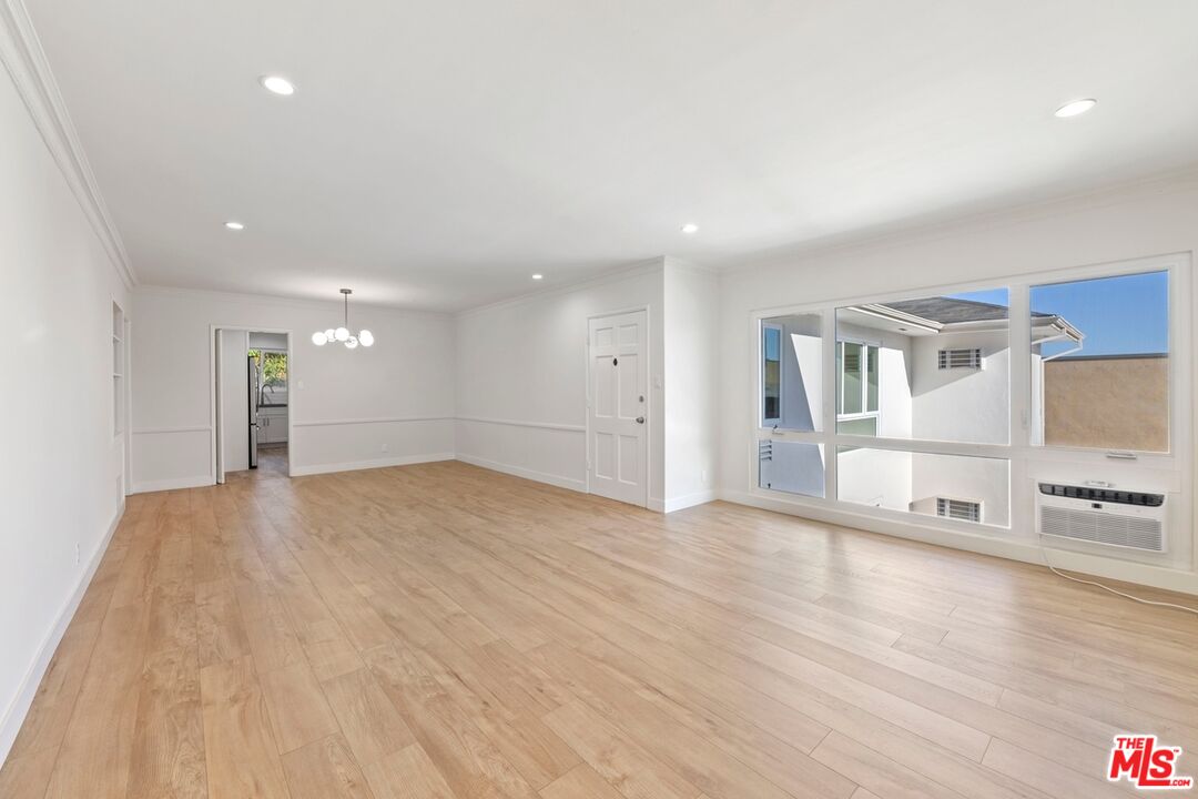 1250 North Crescent Heights Boulevard, Unit 2 West Hollywood, CA 90046 - Photo 1 of 18