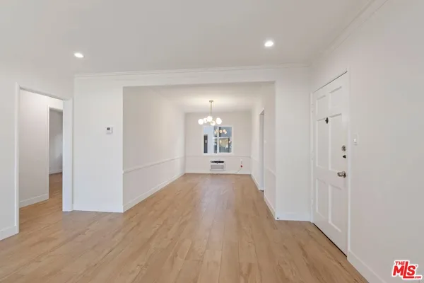 $3,950 | 1250 North Crescent Heights Boulevard, Unit 2, West Hollywood, CA 90046