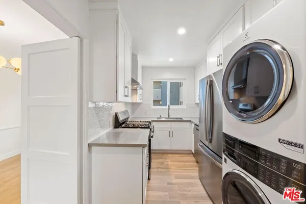 $3,950 | 1250 North Crescent Heights Boulevard, Unit 2, West Hollywood, CA 90046