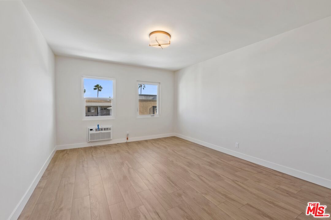 1250 North Crescent Heights Boulevard, Unit 2 West Hollywood, CA 90046 - Photo 8 of 18