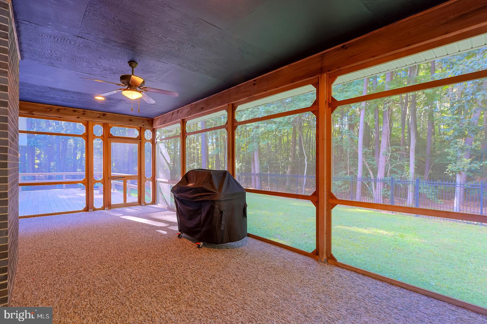 22095 Wilson Road Georgetown, DE 19947 - Photo 99 of 137 a big room with closet and windows