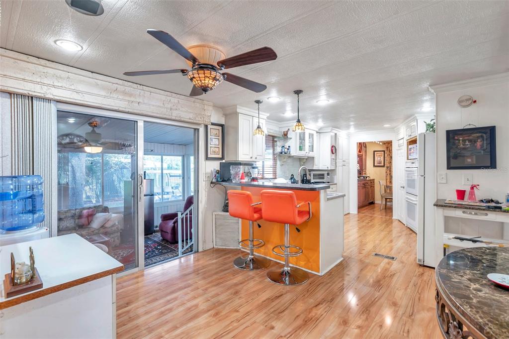 6524 Roosevelt Drive Port Richey, FL 34668 - Photo 4 of 100