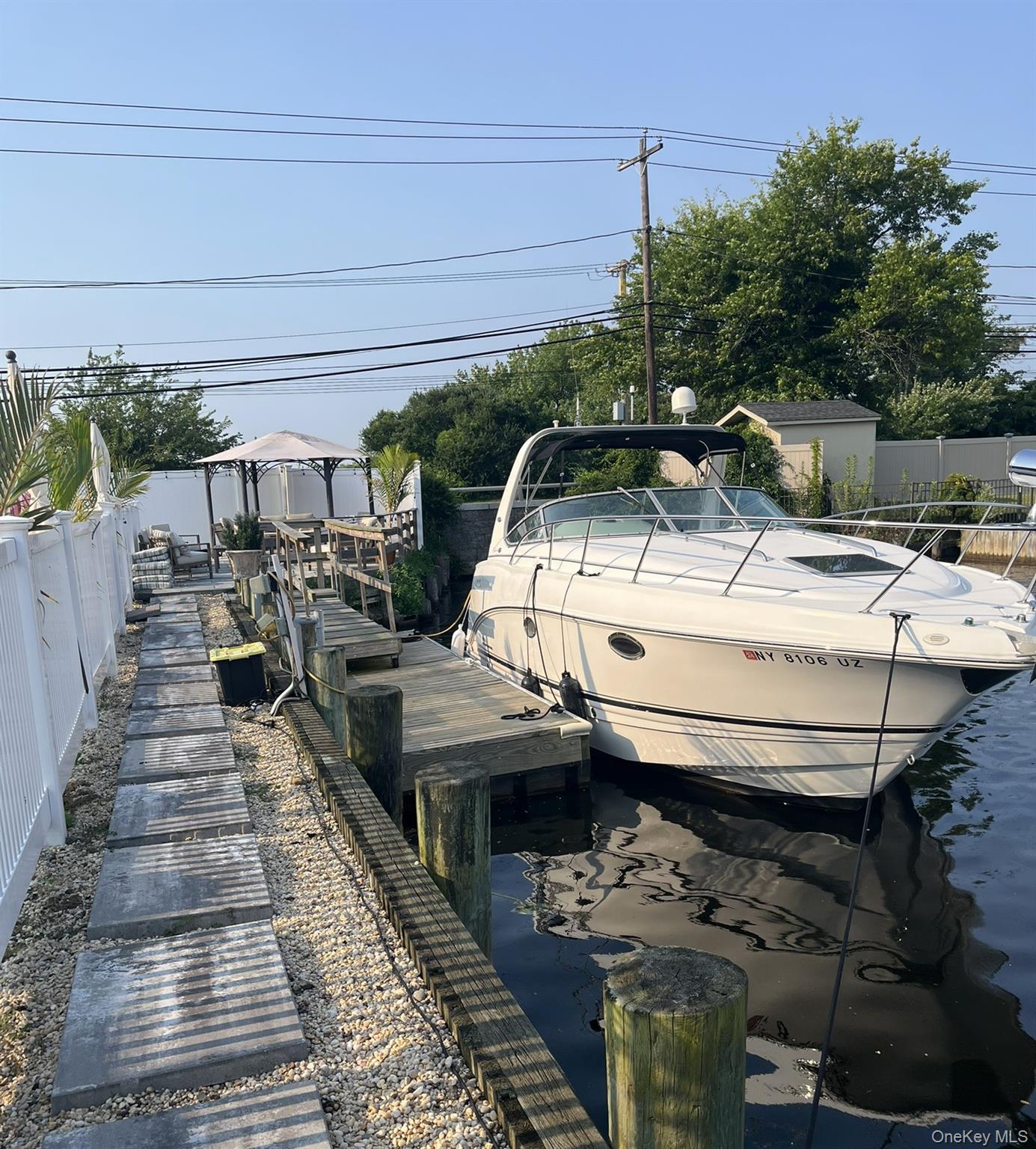 4460 Merrick Road Massapequa, NY 11758 - Photo 15 of 32