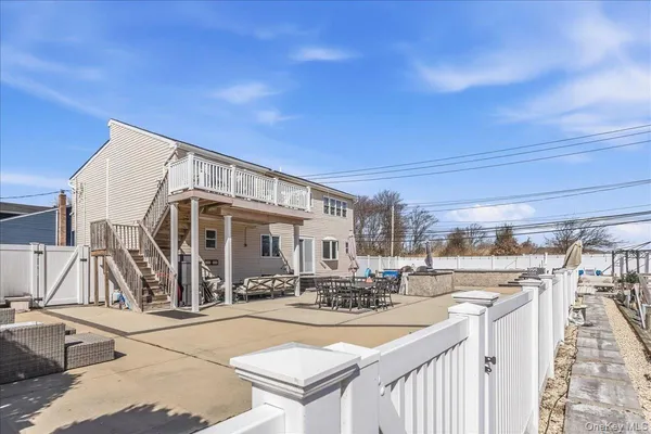 $1,249,999 | 4460 Merrick Road, Massapequa, NY 11758