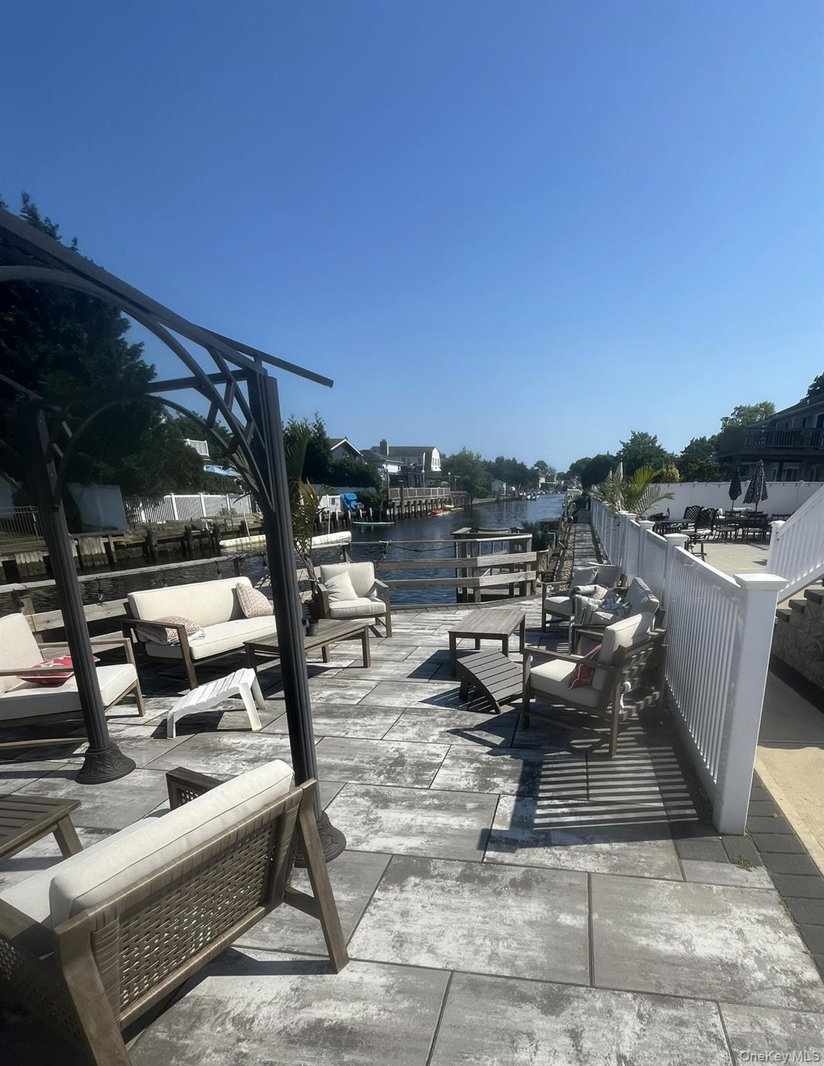 4460 Merrick Road Massapequa, NY 11758 - Photo 32 of 32