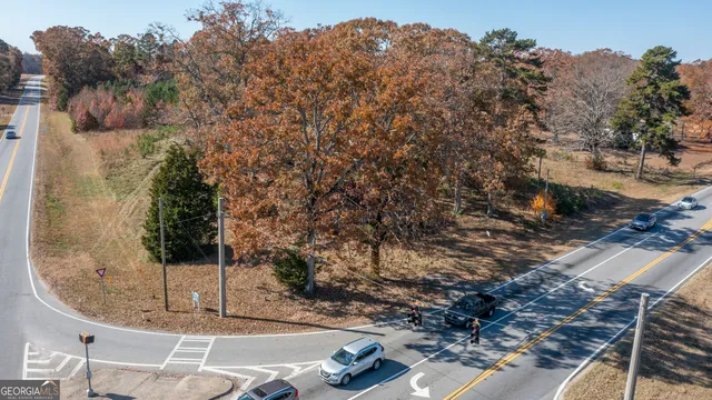 a view of a outdoor space