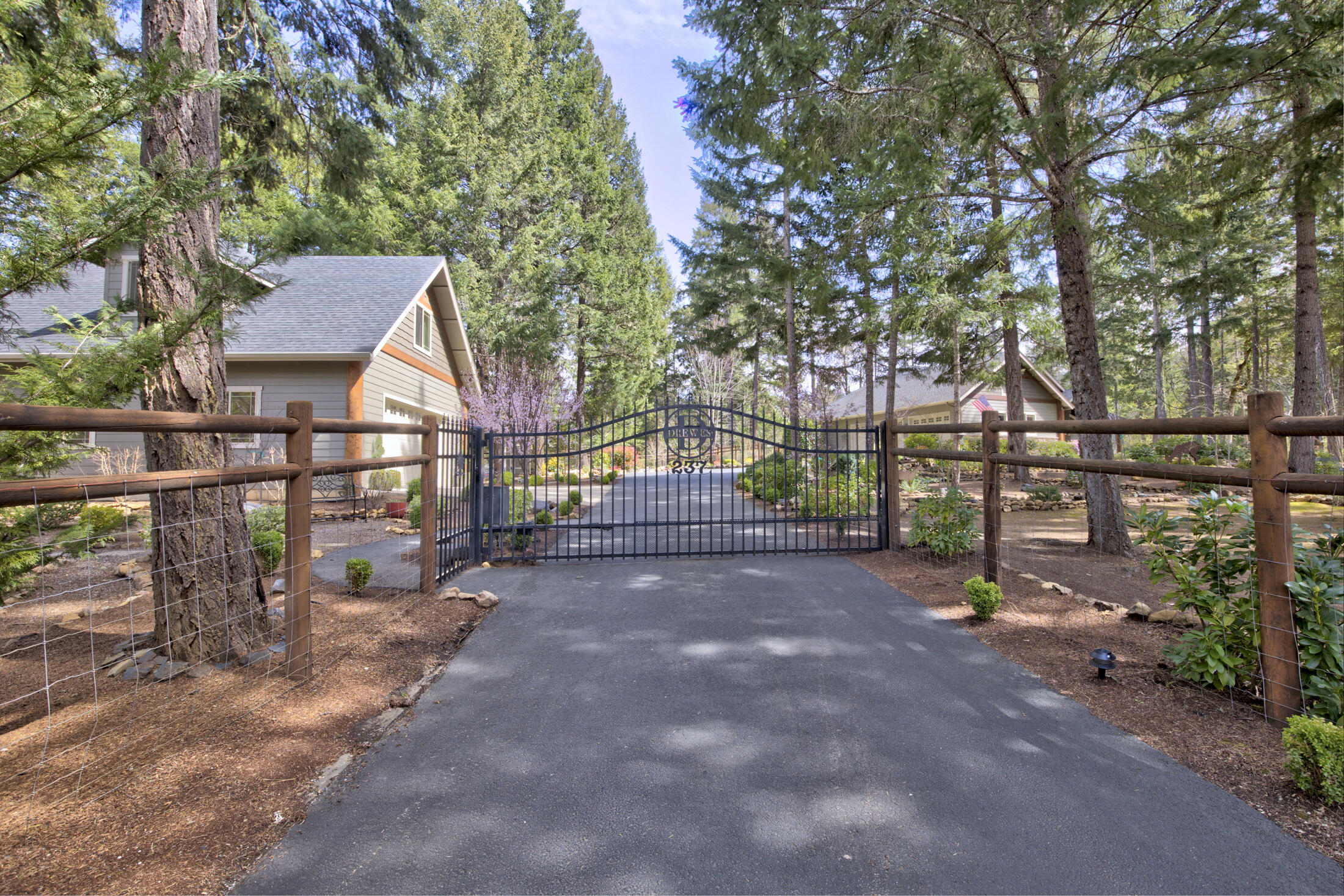 237 Marble Mountain Road Grants Pass, OR 97527 - Photo 50 of 53 0R1A1650_1_2_3_4