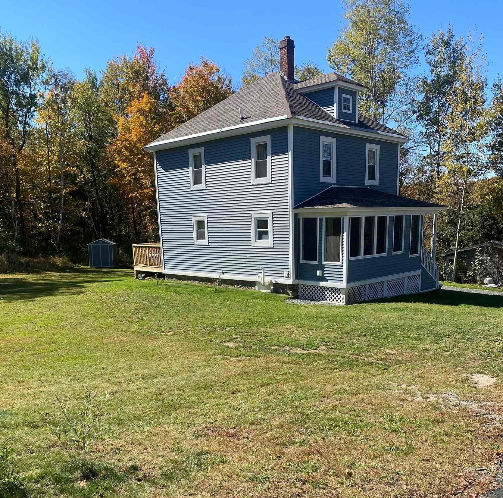 106 Pershing Avenue Berlin, NH 03570 - Photo 3 of 41