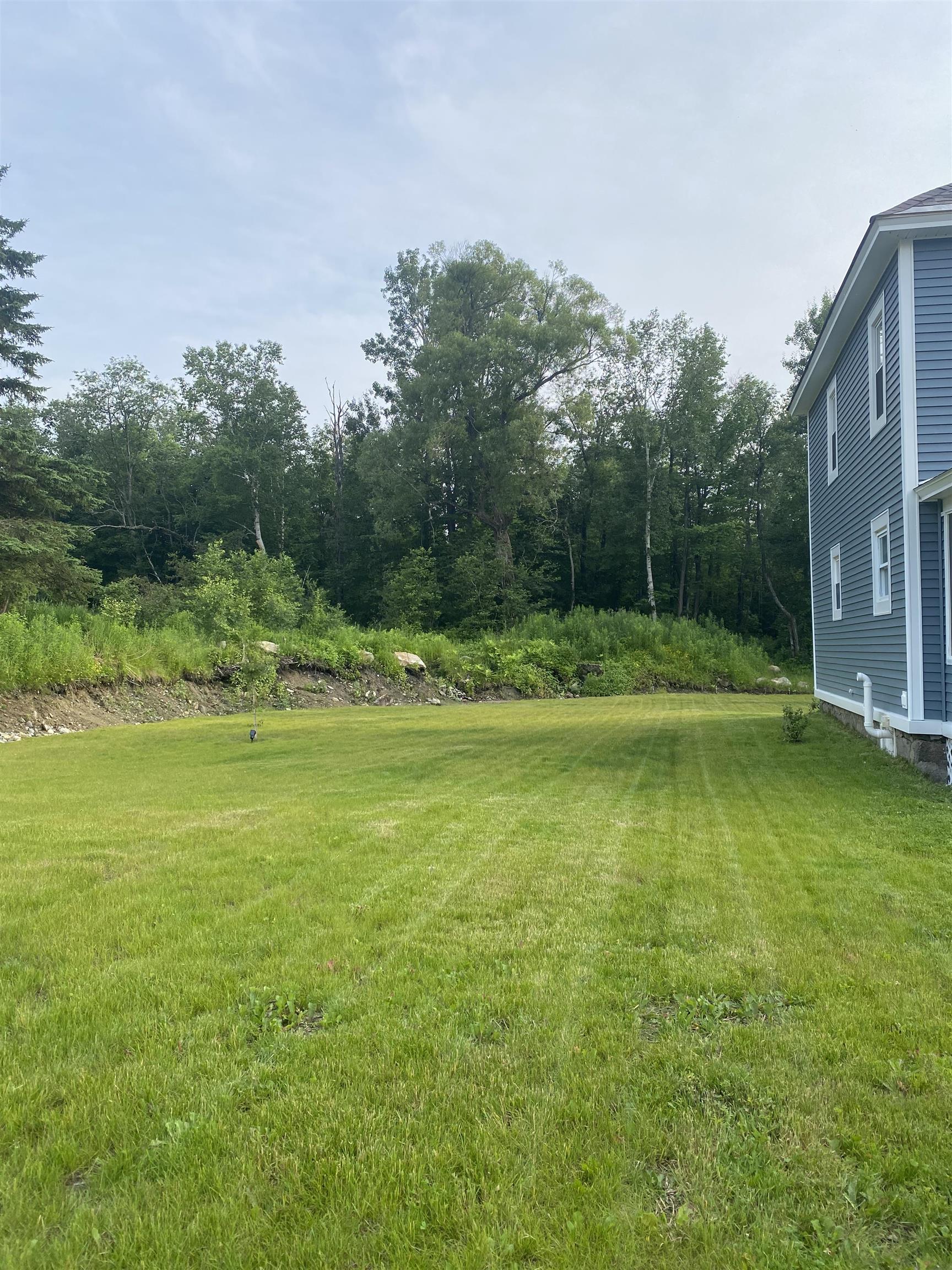 106 Pershing Avenue Berlin, NH 03570 - Photo 4 of 41