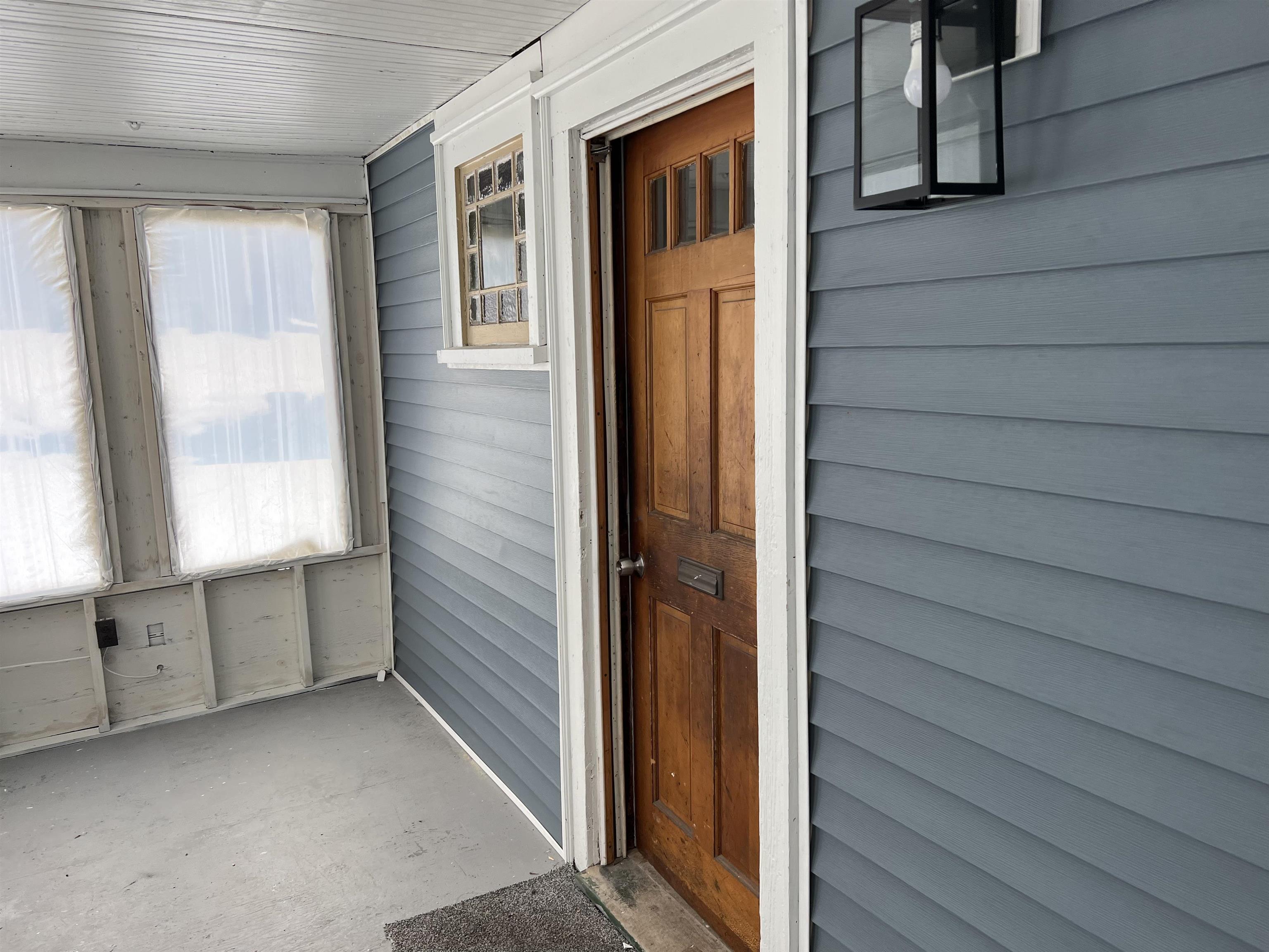 106 Pershing Avenue Berlin, NH 03570 - Photo 8 of 41