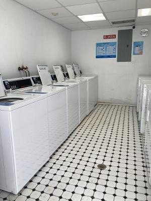 3000 Riomar Street, Unit 710 Fort Lauderdale, FL 33304 - Photo 5 of 12 Photo 5