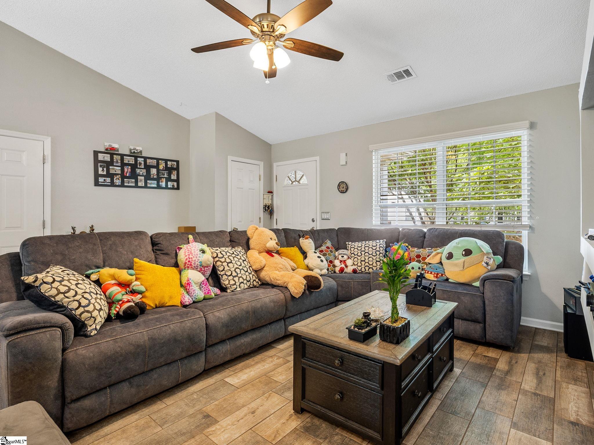 248 Spring Street Duncan, SC 29334 - Photo 7 of 24 Gallery Image 7