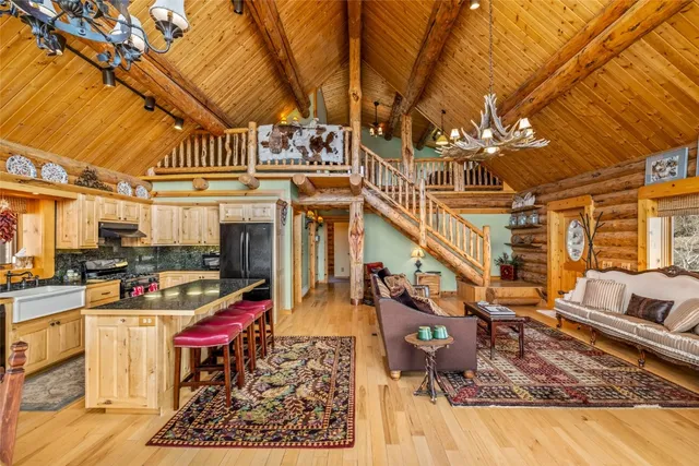 a table and chairs in front of a building