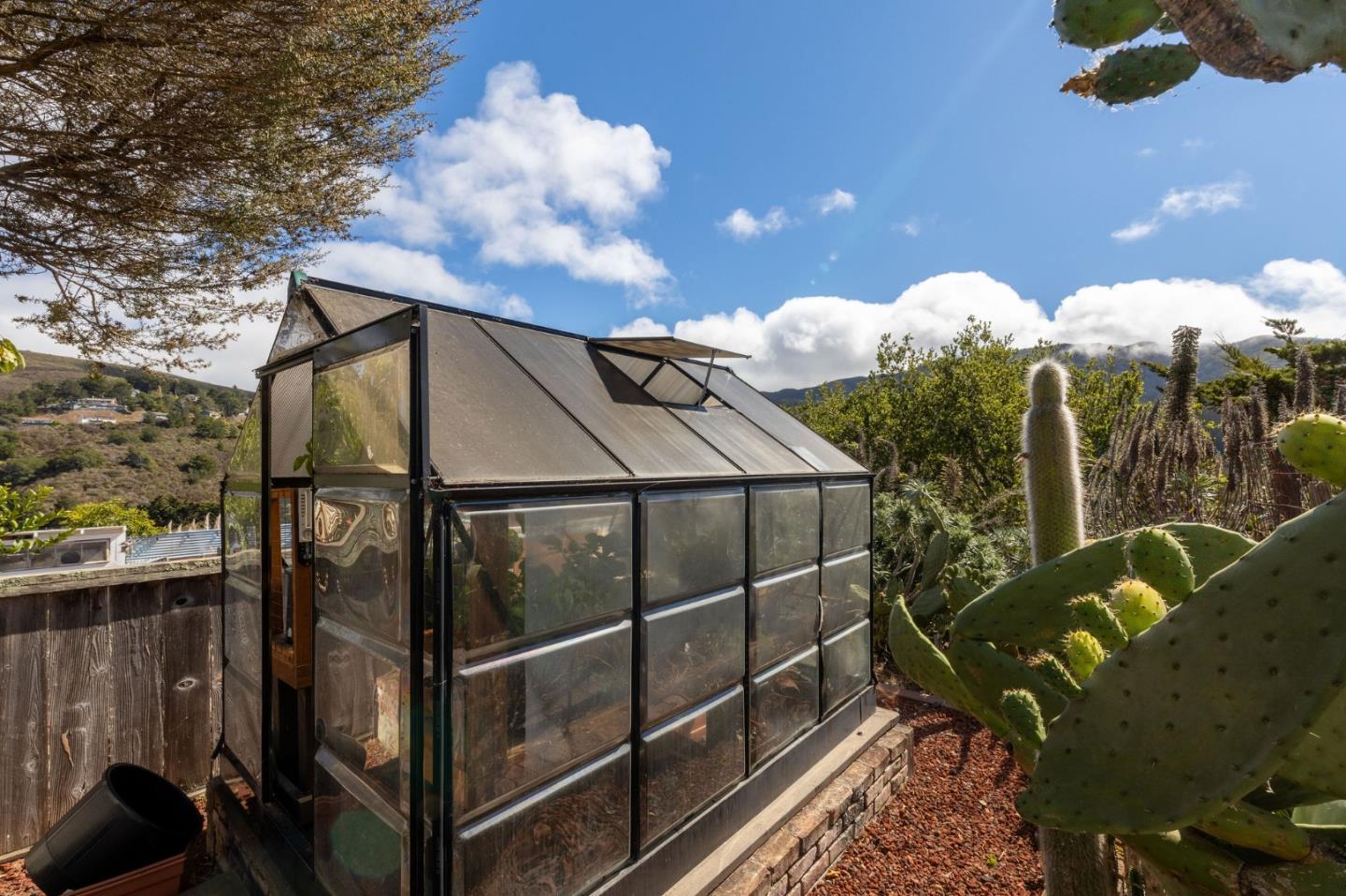 1079 Park Pacifica Avenue Pacifica, CA 94044 - Photo 27 of 43