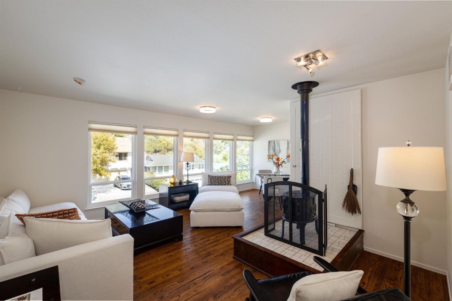 1079 Park Pacifica Avenue Pacifica, CA 94044 - Photo 7 of 43 a living room with furniture and a large window