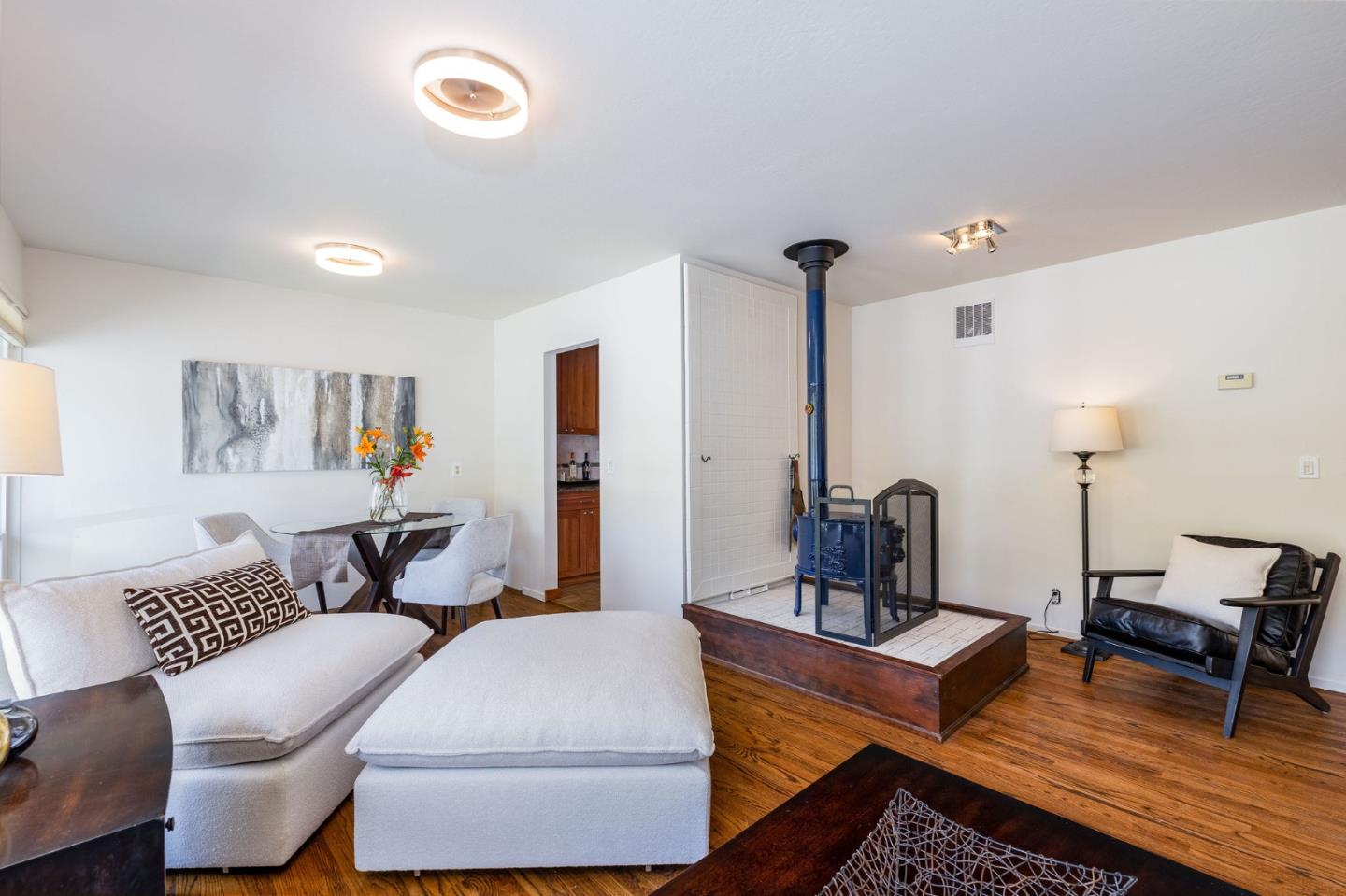 1079 Park Pacifica Avenue Pacifica, CA 94044 - Photo 9 of 43 a living room with furniture and a table