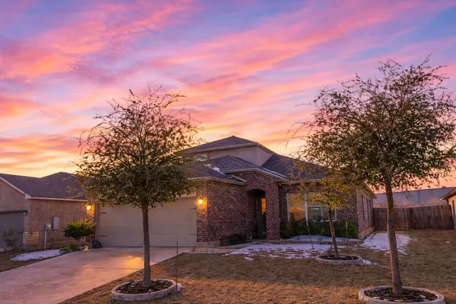 $2,400 | 3049 Blantyre Bend, Round Rock, TX 78664