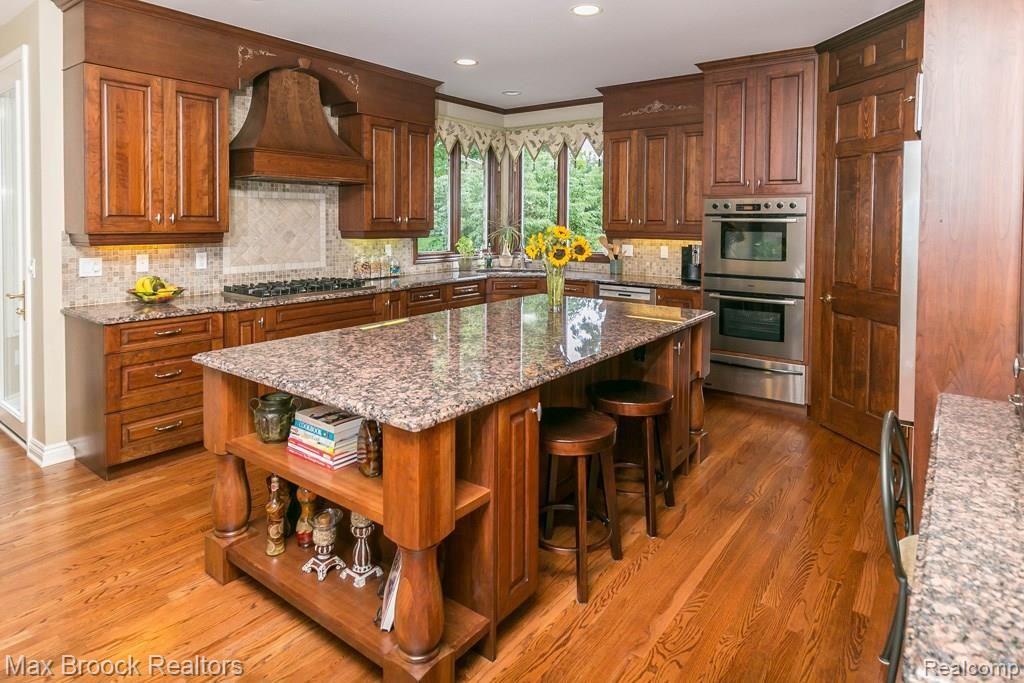 734 Palms Road Bloomfield Hills, MI 48304 - Photo 13 of 43 734PalmsRd-20.jpg