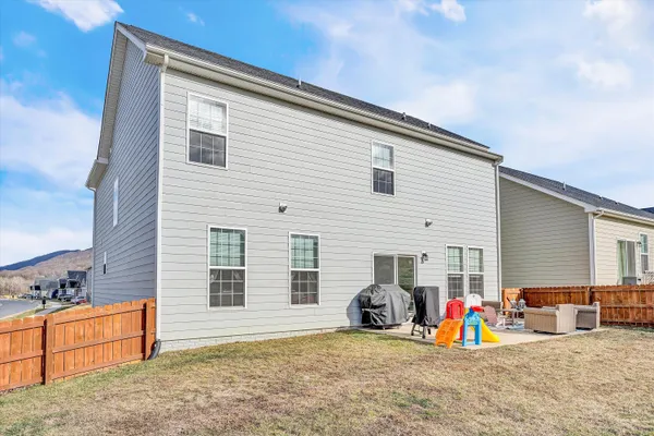 $459,995 | 202 Georgia Court Northeast, Roanoke, VA 24012