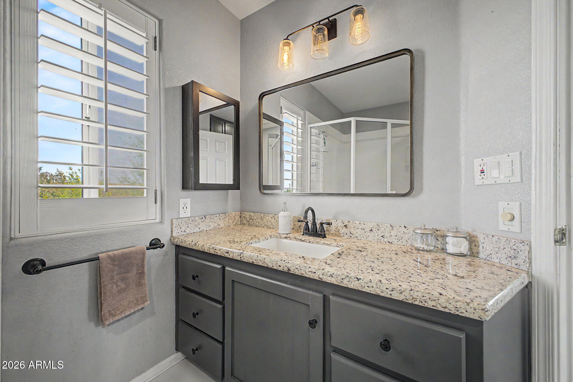 1502 South Prospectors Road Apache Junction, AZ 85119 - Photo 36 of 93 30 - Prospector