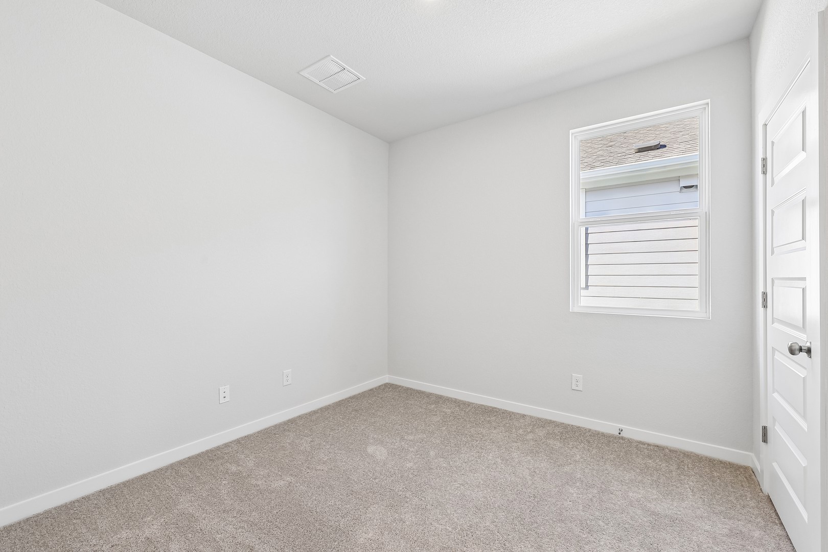 212 Bendecido Loop Elgin, TX 78621 - Photo 16 of 38