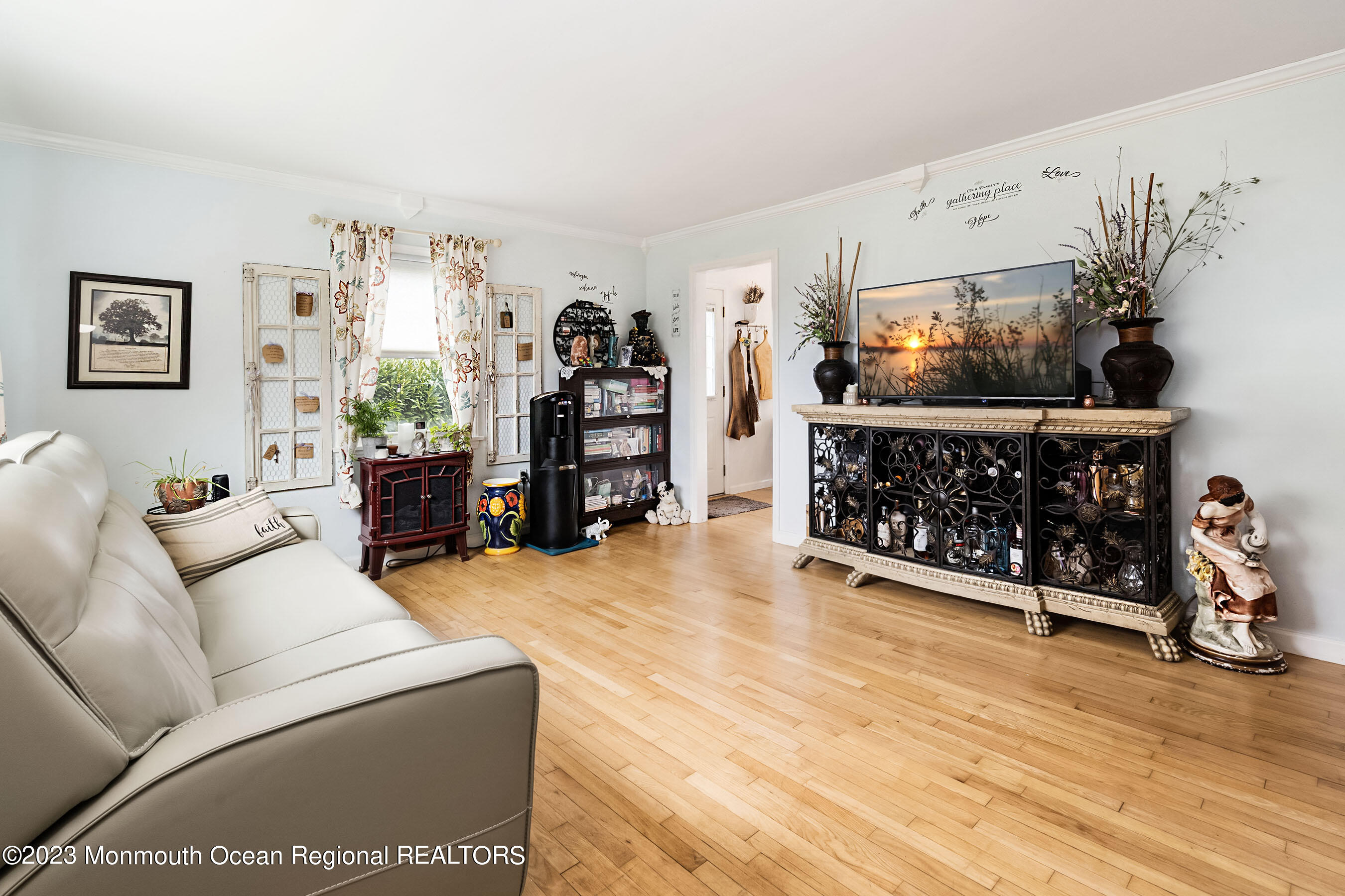 605 West Front Street Red Bank, NJ 07701 - Photo 9 of 40 605 WF.LR