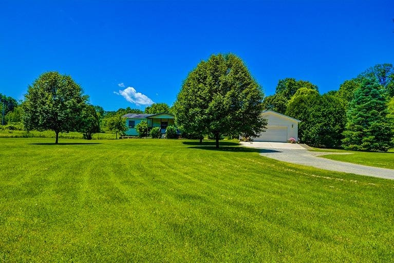 6694 Benton Road Jackson, MI 49201 - Photo 2 of 59 Photo 2