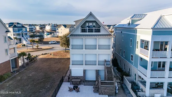 $2,585,000 | 227 Back Street, Newport, NC 28570