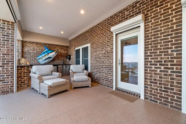 $2,585,000 | 227 Back Street, Newport, NC 28570
